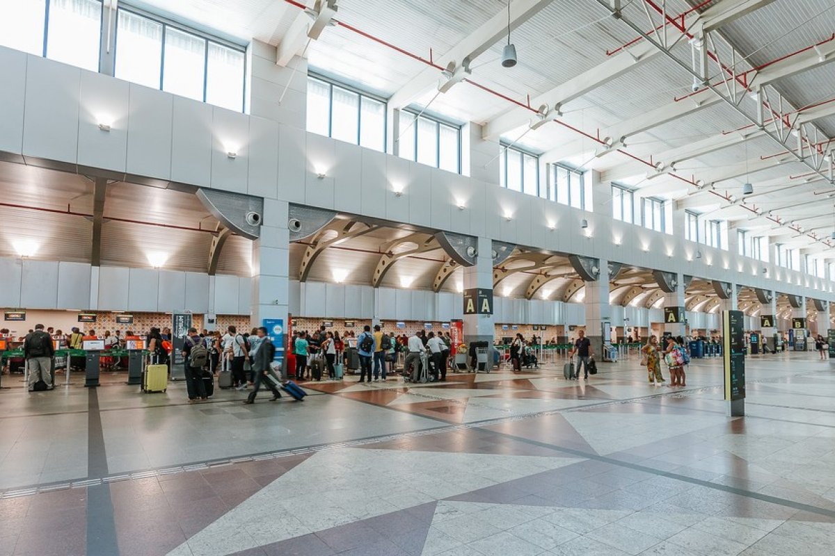 Aeroporto de Salvador testa embarque por biometria facial