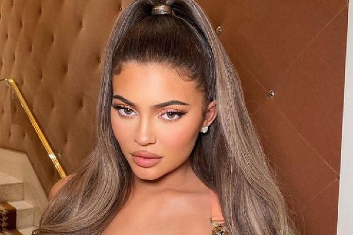 Poderosa: Kylie Jenner fatura R$ 3 bilhões e é a mais bem paga de 2020