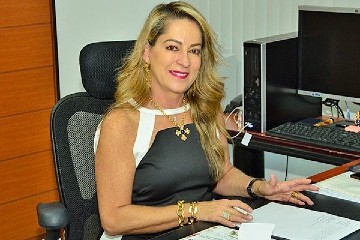 STJ converte prisão temporária da desembargadora Lígia Ramos em domiciliar