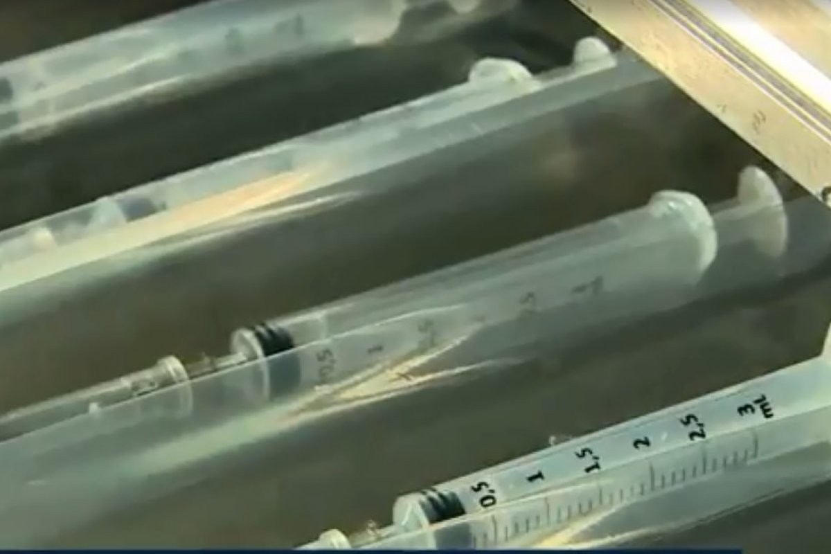 Governo abre licitação para comprar 330 milhões de seringas e agulhas para vacinação