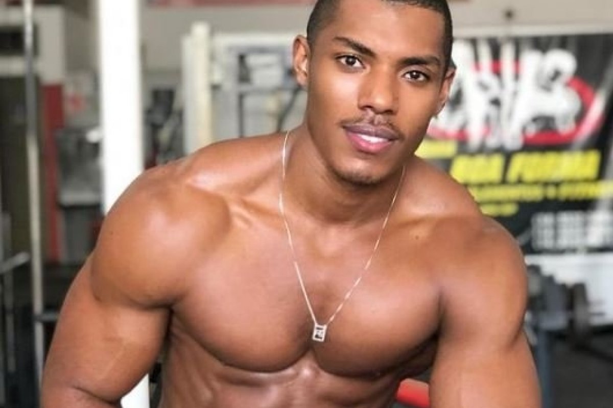 Modelo fitness crítica influencers que banalizam lipoaspiração “Corpo saudável não inclui lipo desnecessária”