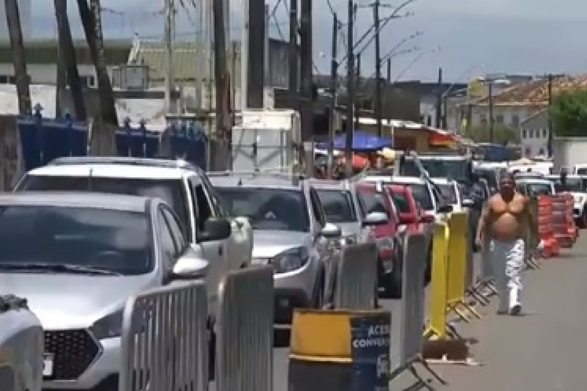 Fila no Ferry para motoristas tem espera de até 3h nesta quarta (16)