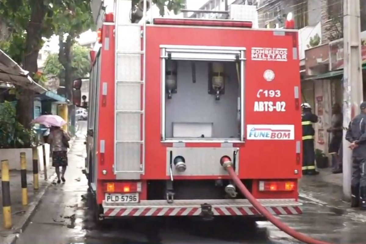 Incêndio atinge imóvel na Federação, bairro de Salvador