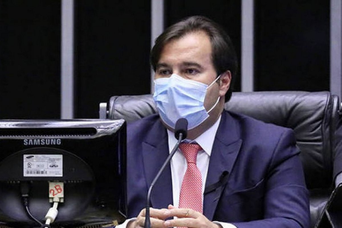 Maia inclui MP do auxílio emergencial na pauta da Câmara para esta sexta-feira (18)