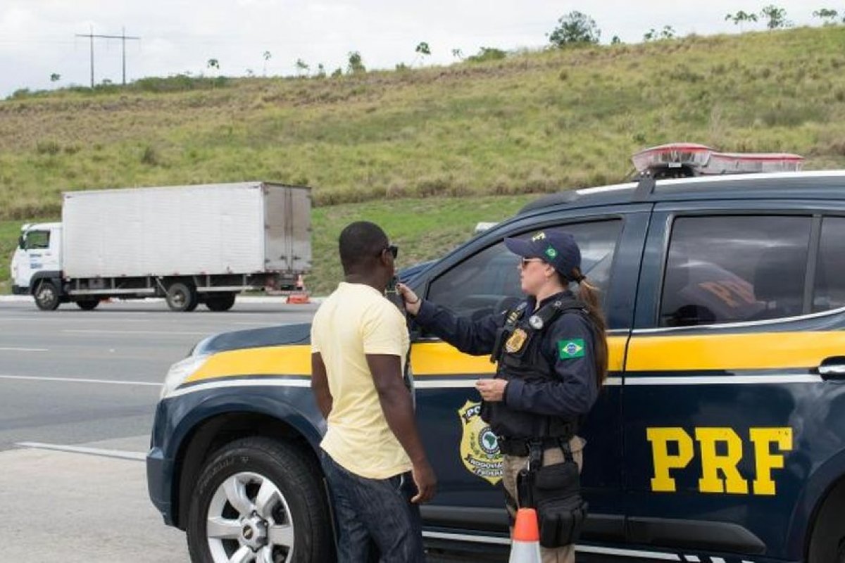 Operação de fim de ano: PRF aumenta fiscalização nas rodovias da Bahia