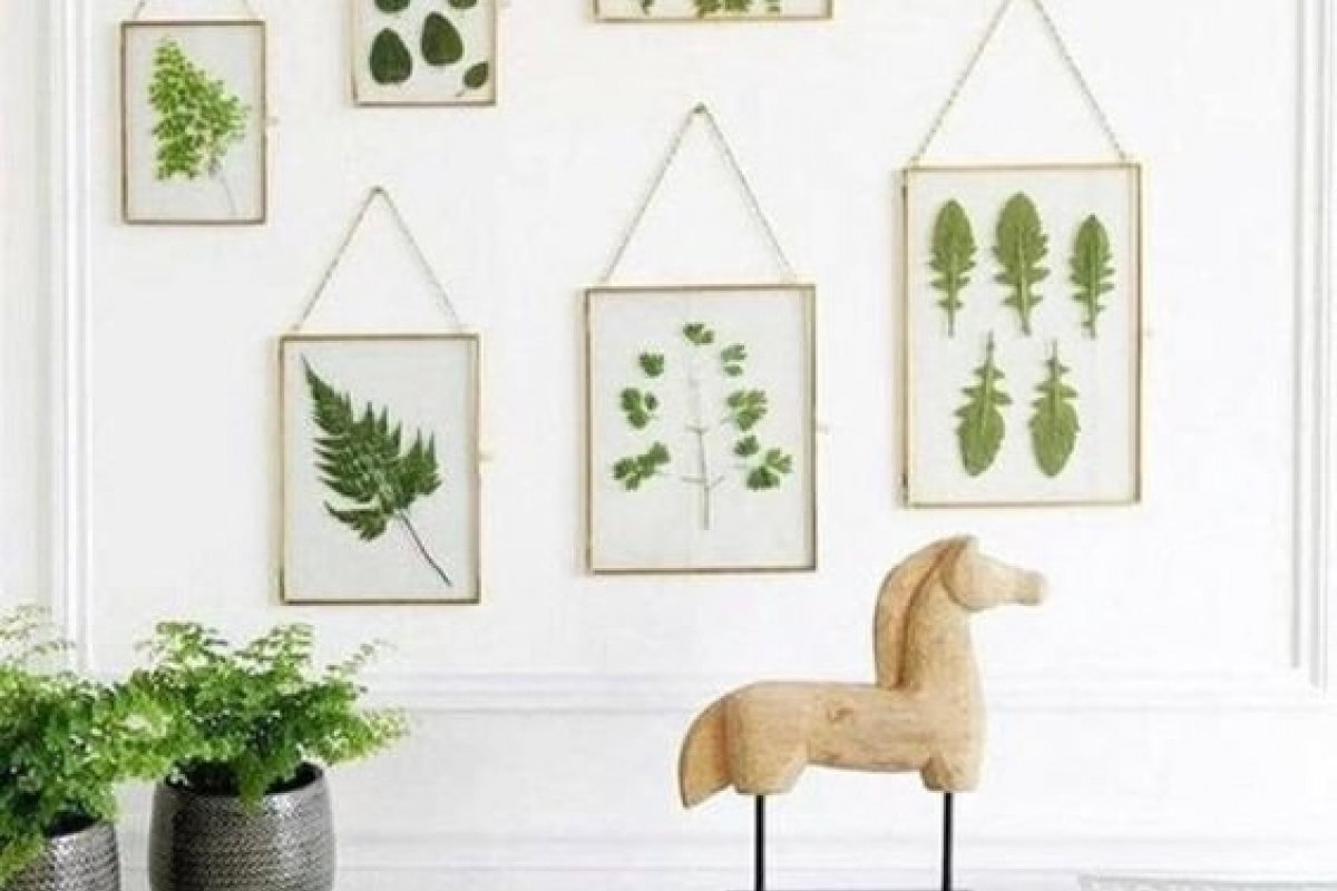 Decore com quadros botânicos