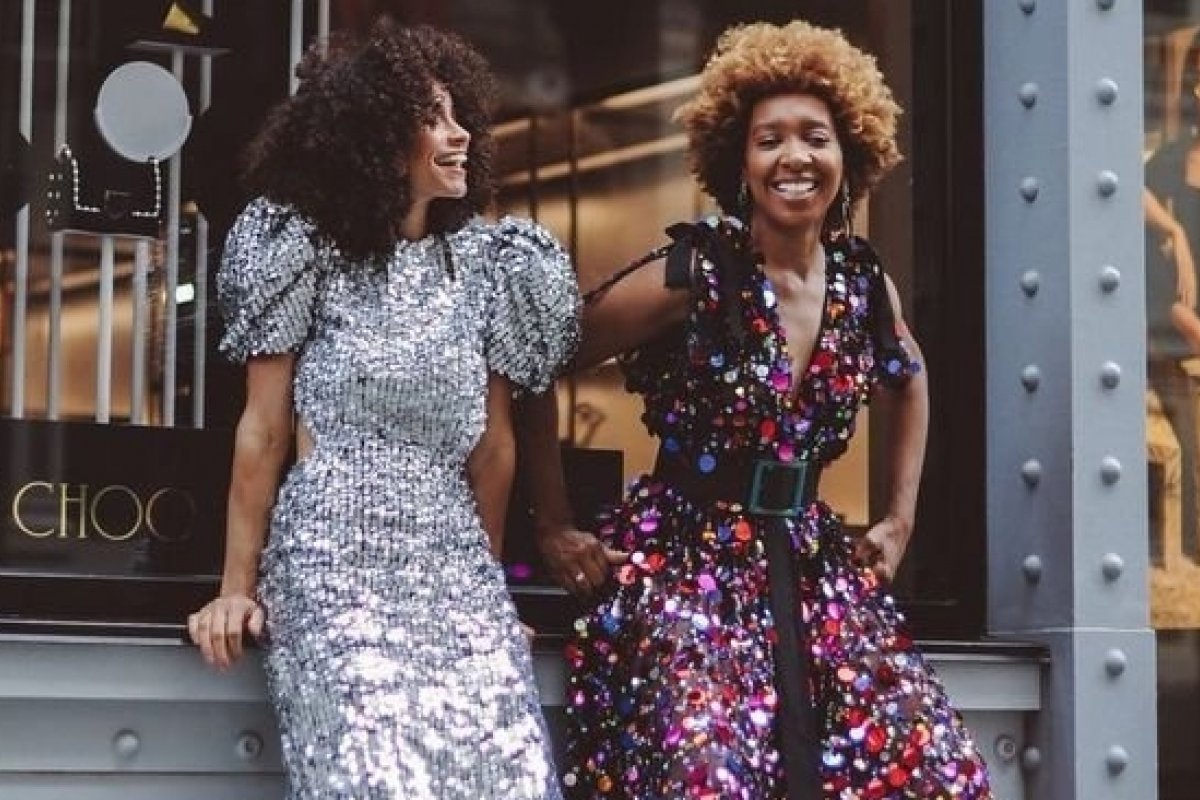 6 looks festivos para quem não quer usar branco no Ano Novo