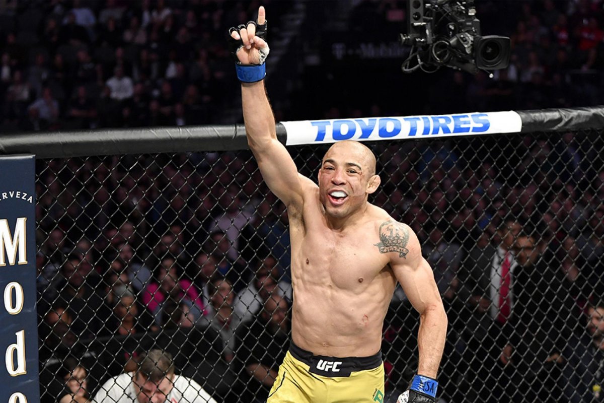 Aldo disputa terceira luta nos galos na noite deste sábado (19)