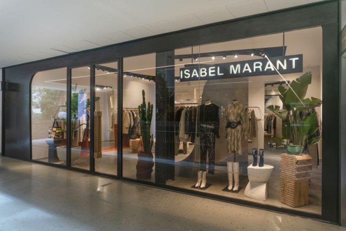 Estilista francesa Isabel Marant inaugura sua primeira loja no Brasil