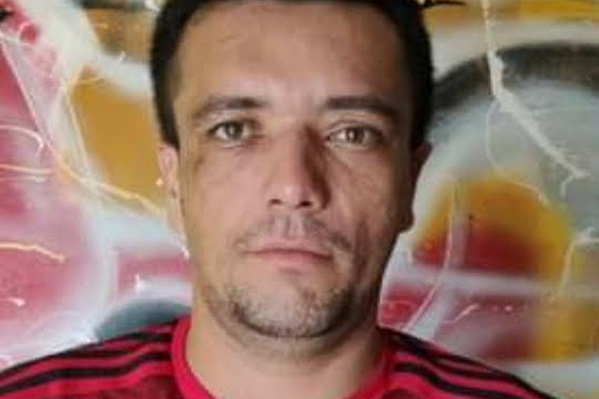 Homem é morto com cinco facadas por cliente em Rio Branco