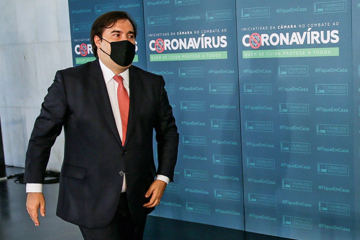 Maia diz que deve sair até quarta o nome do candidato à presidente da Câmara que terá o apoio de seu bloco