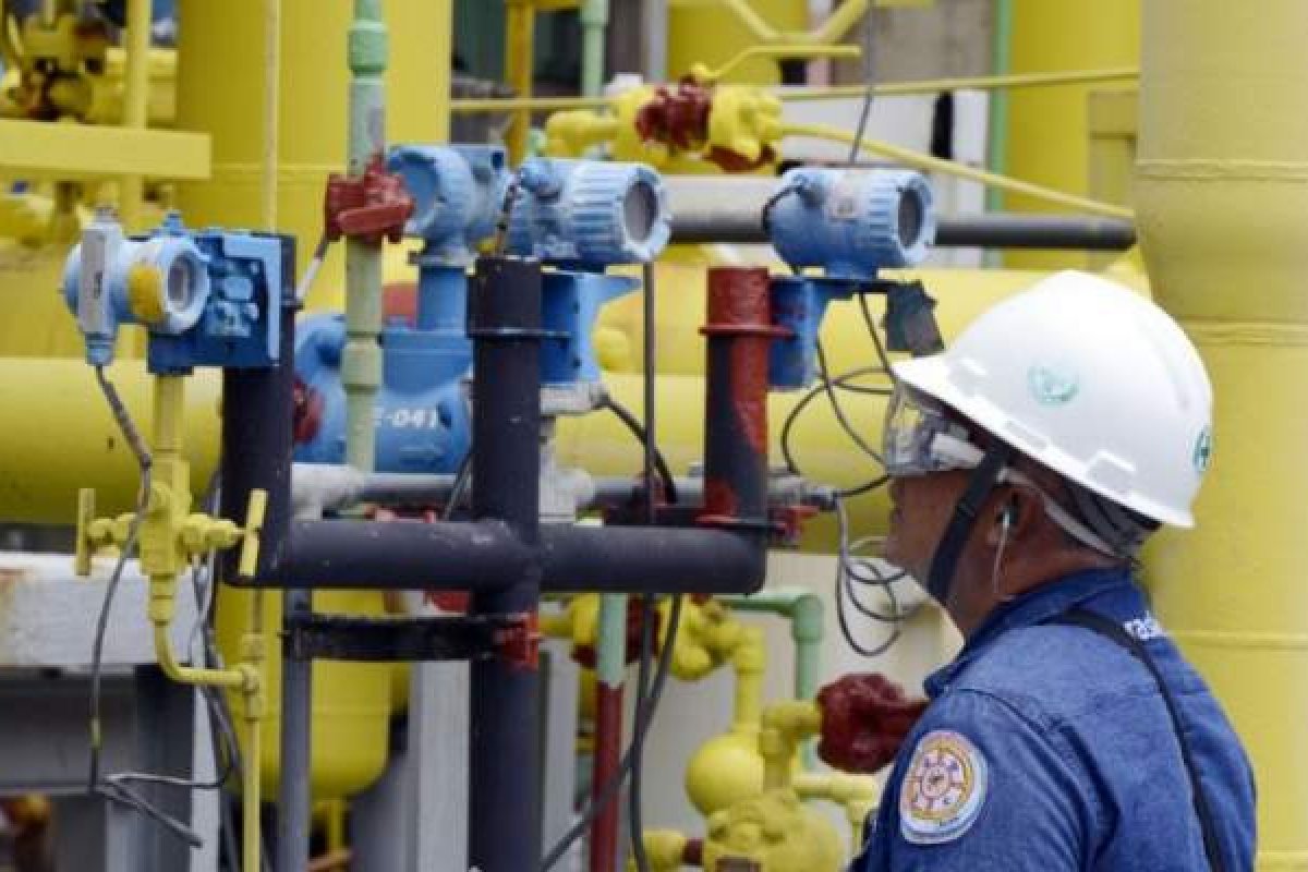 Ipea aponta crescimento de indústria, comércio e serviços em novembro