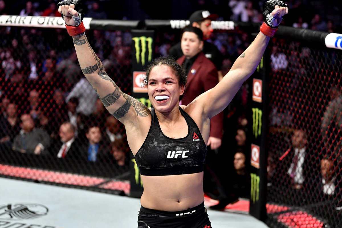 UFC remarca duelo entre Amanda Nunes e Megan Anderson