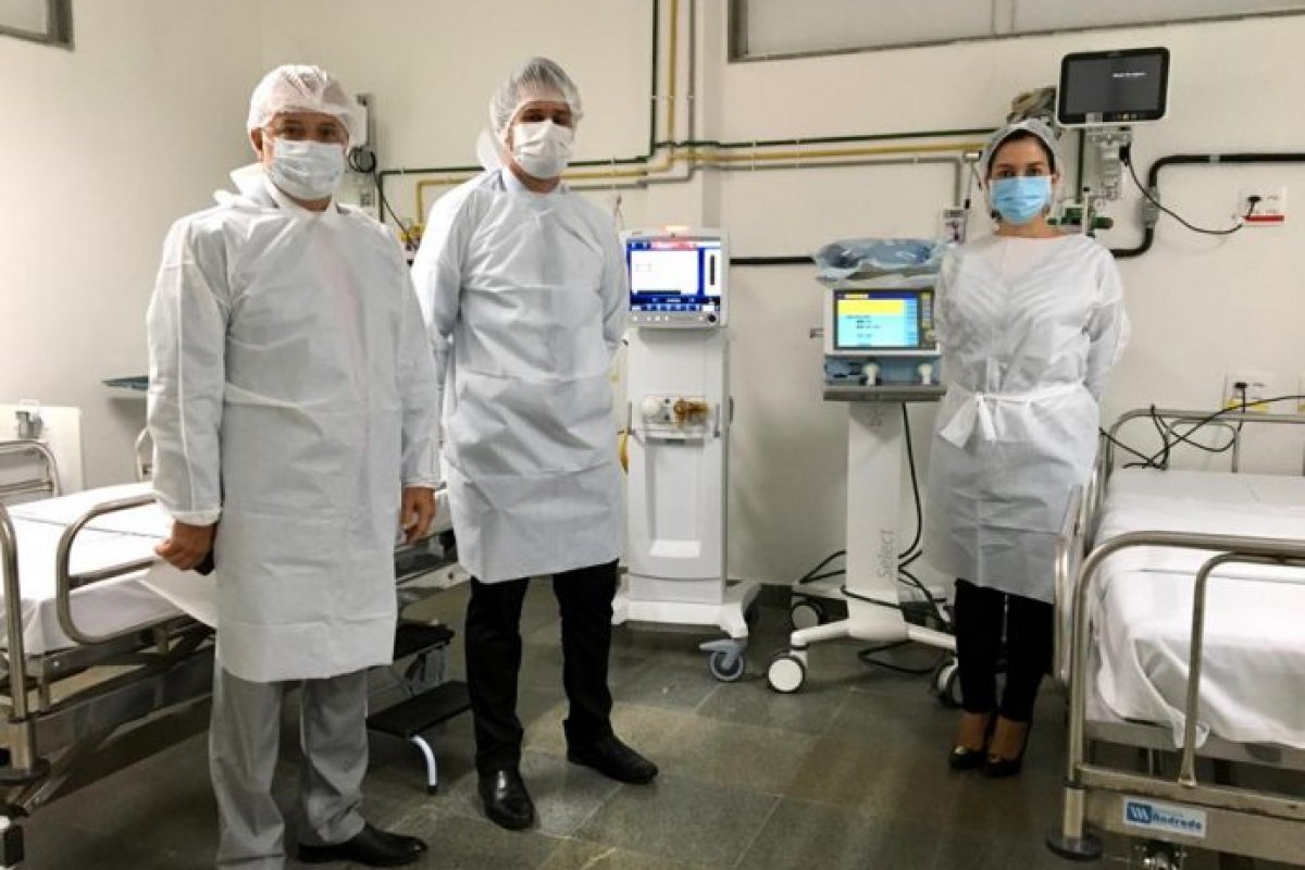 Bahia recebe 120 respiradores do Ministério da Saúde para abertura de novos leitos de UTI