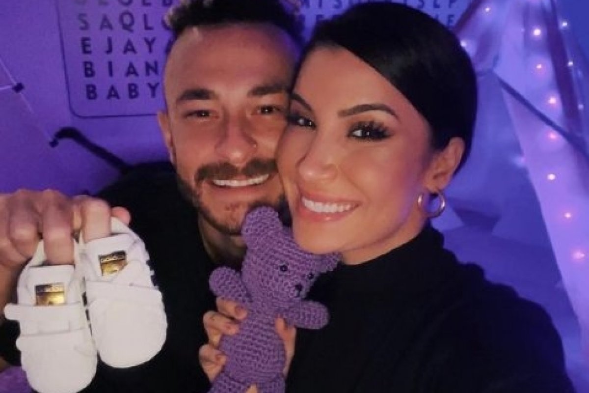 Boca Rosa está grávida do primeiro filho