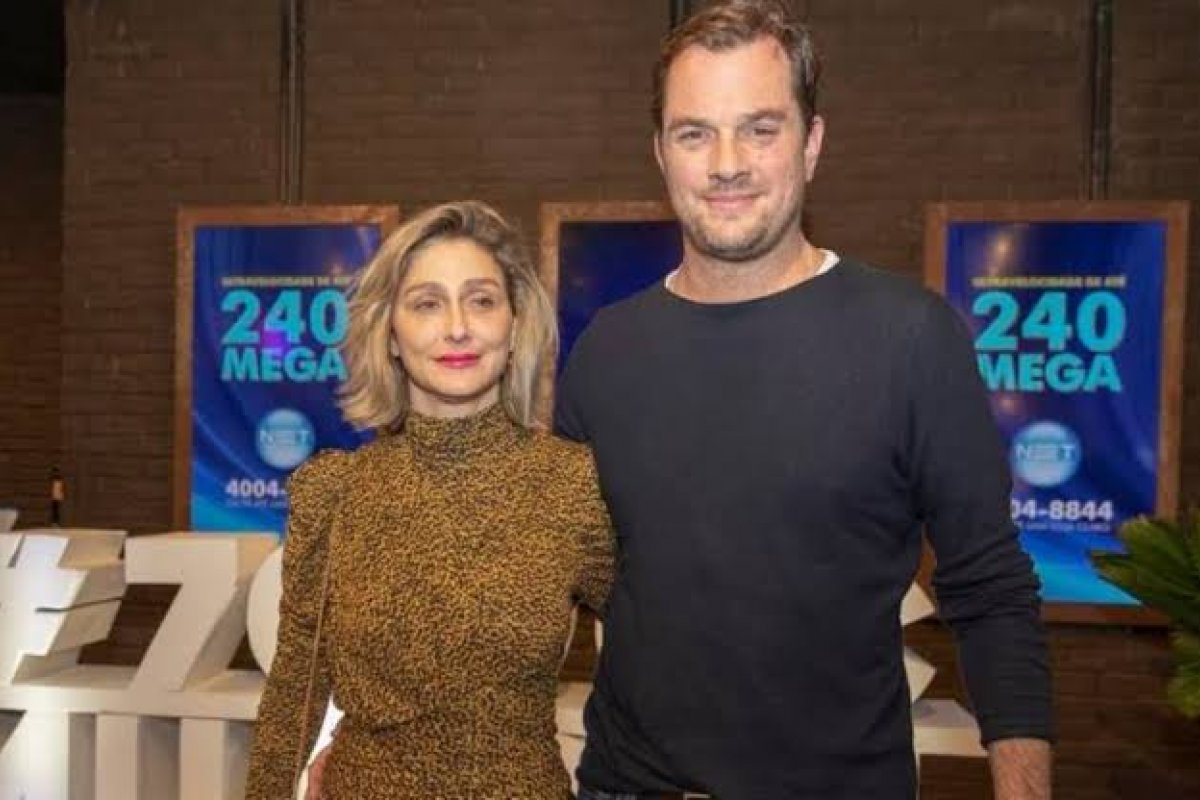 Diretora da Globo faz rara aparição ao lado do marido Arnon, filho de Collor