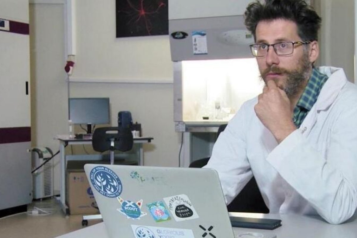 Cientista russo que trabalhava em vacina contra a covid-19 é encontrado morto