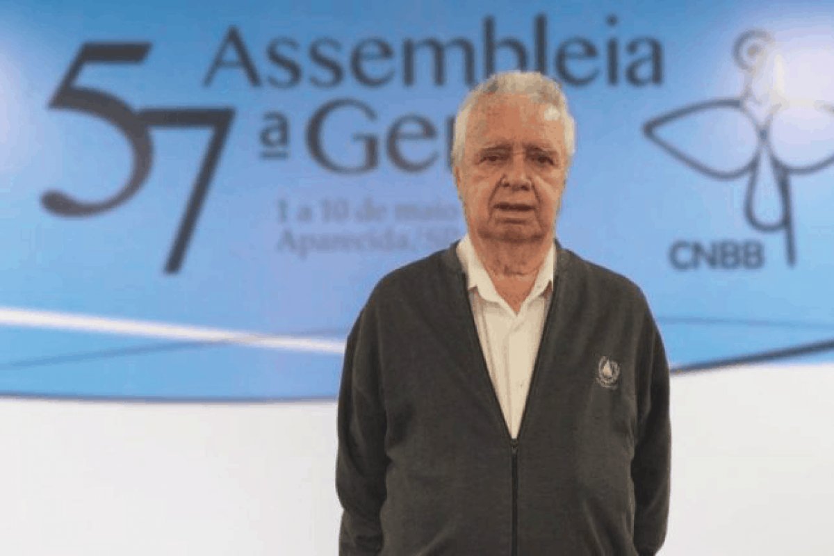 Morre aos 82 anos o jornalista José Maria Mayrink