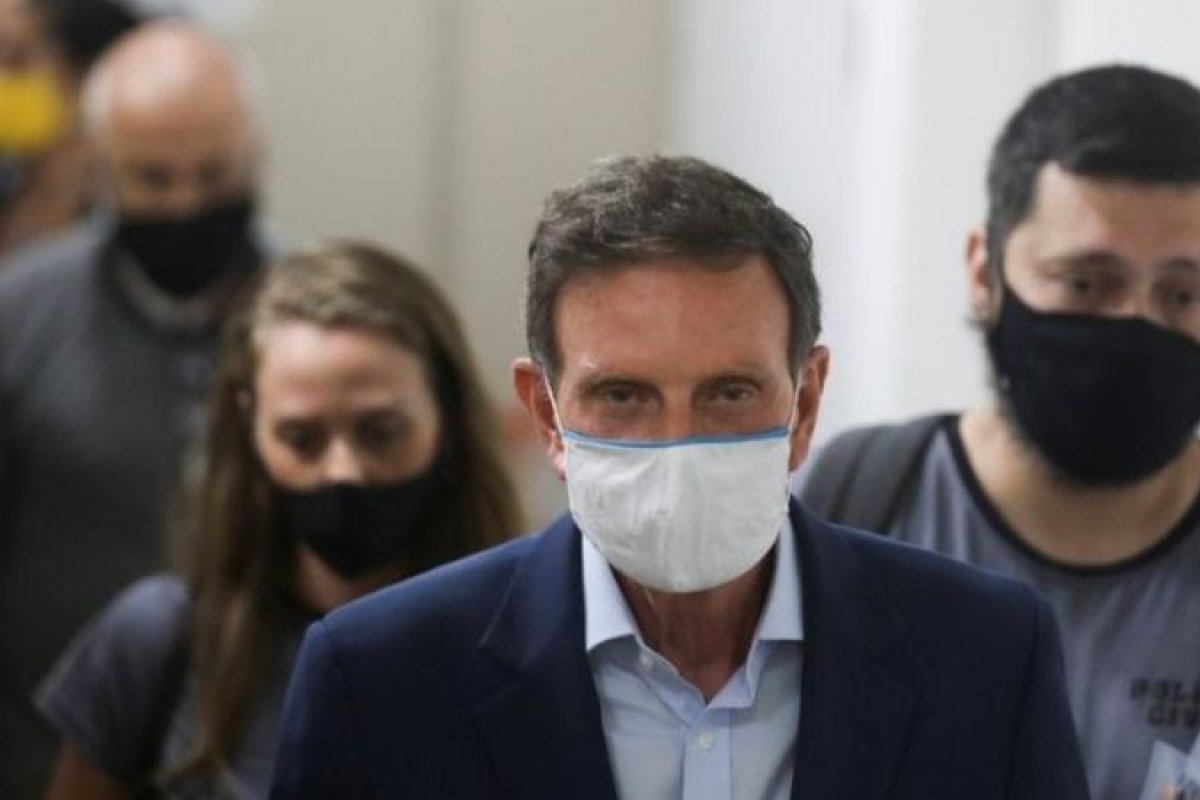 STJ determina transferência imediata de Crivella para prisão domiciliar