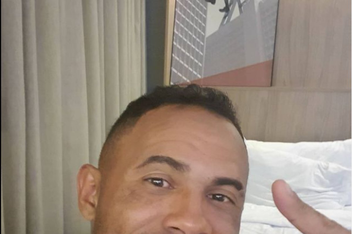 Goleiro Bruno celebra "36 anos bem vividos" nas redes sociais