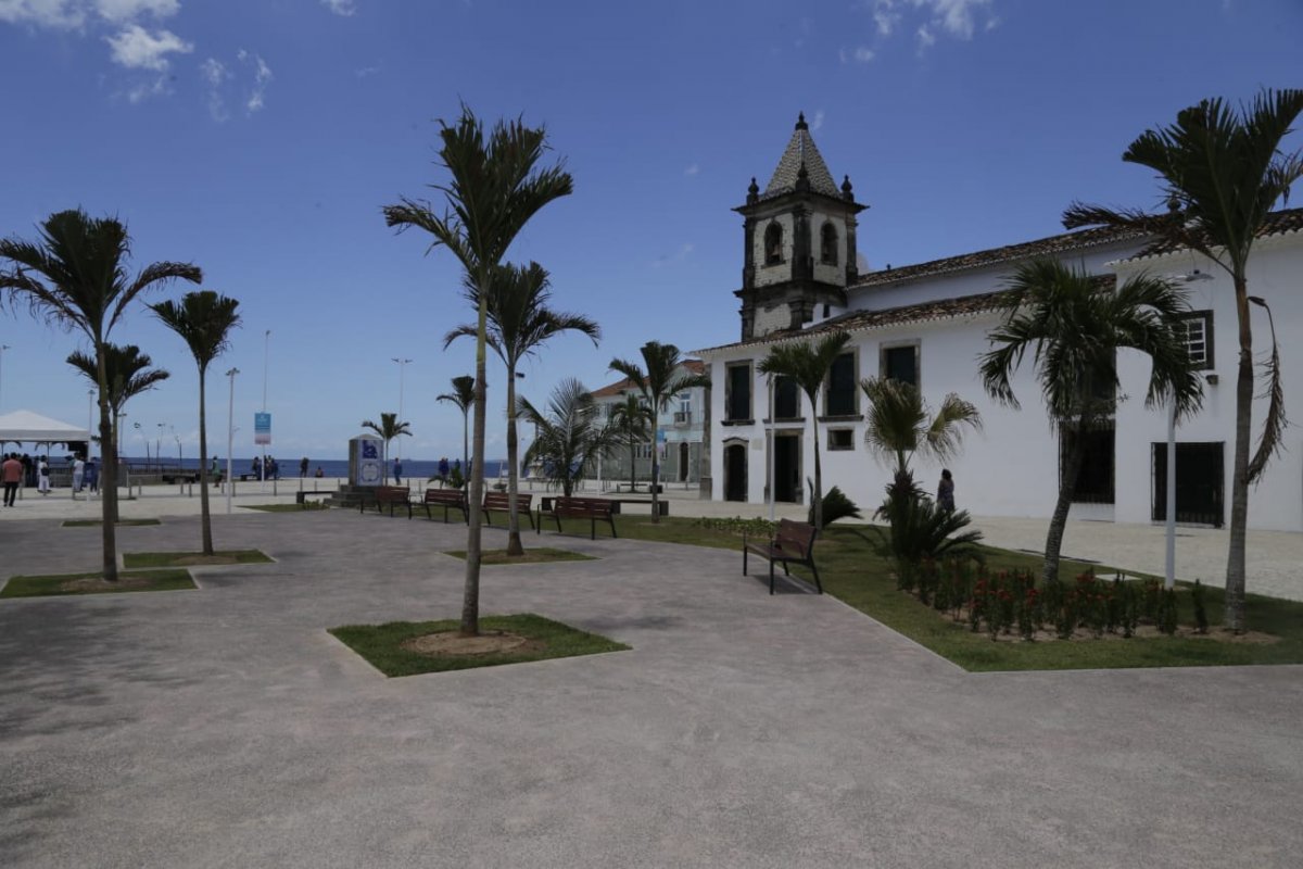 Após obras de requalificação, orla da Boa Viagem é inaugurada