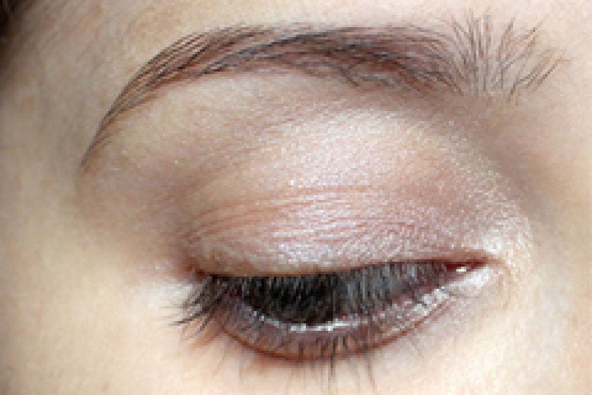 Alerta: Pálpebras também podem ser afetadas pelo câncer de pele