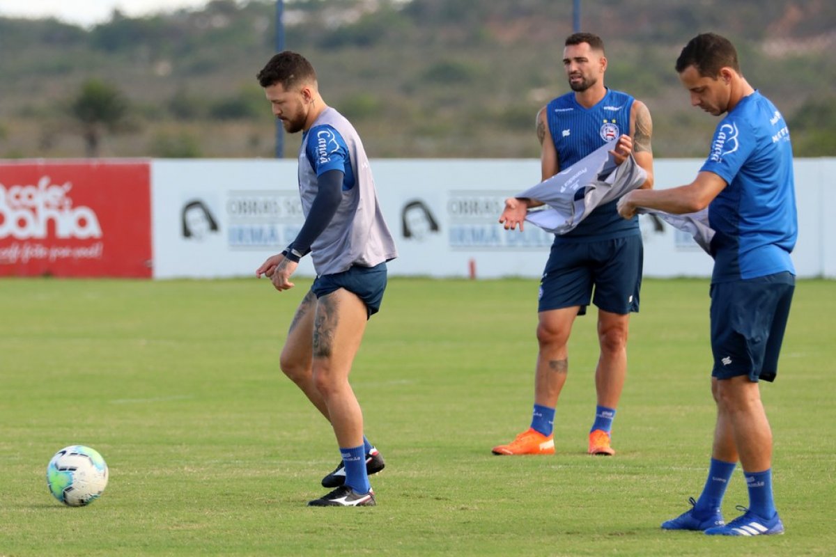 Com a corda no pescoço, Bahia precisa vencer Inter para não correr risco de terminar ano no Z-4