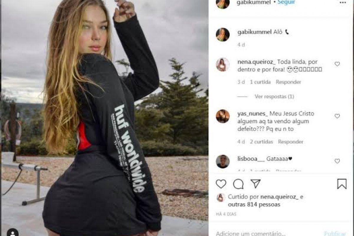 Blogueira sem CNH se envolve em acidente