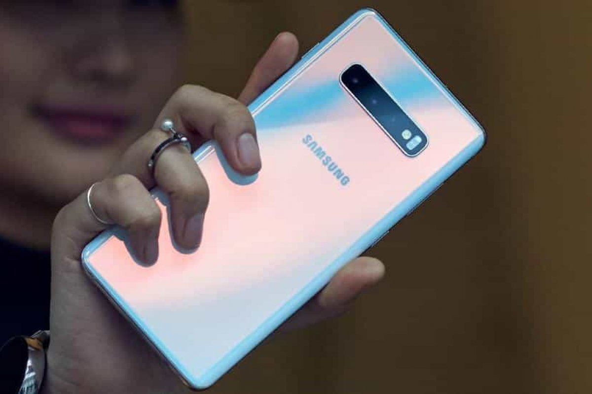 Conheça dicas sobre o que fazer antes de vender ou repassar seu celular usado