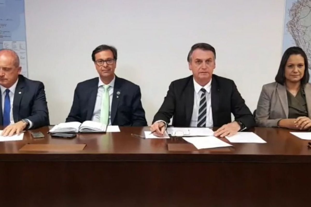 Educação e exemplo democrático