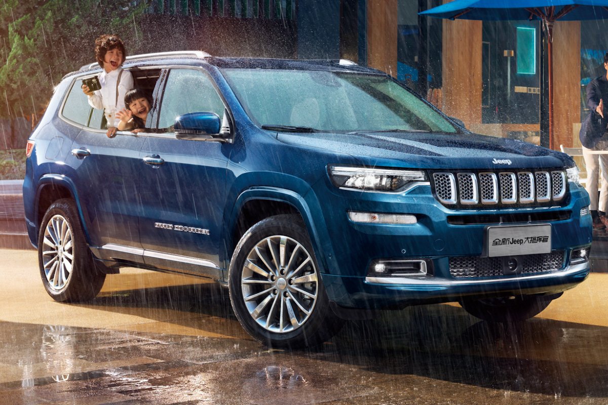 Novo SUV de 7 lugares da Jeep acelera testes de rodagem pelo país