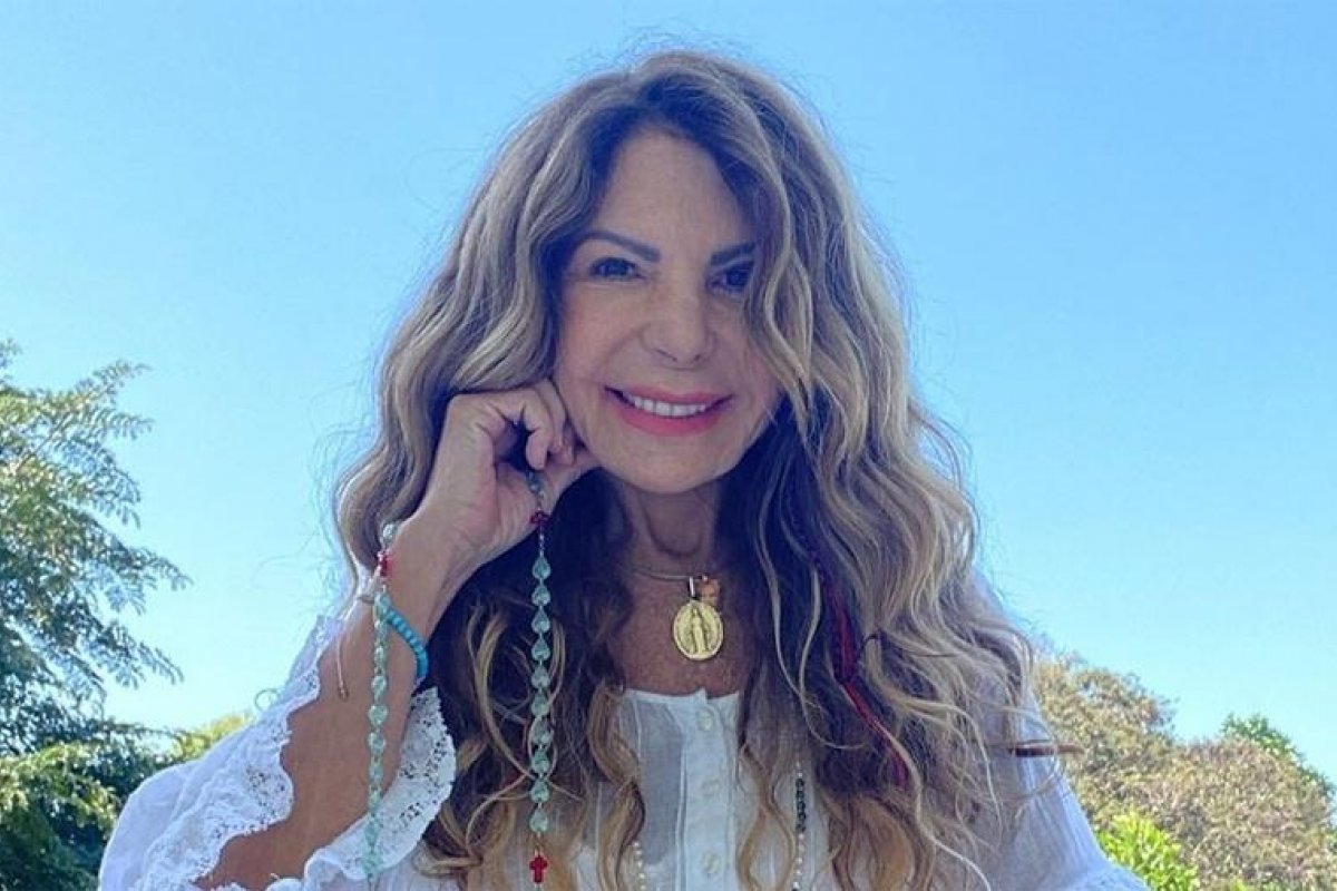 Após polêmica sobre aglomeração, Elba Ramalho pede rescisão de locação de sua casa