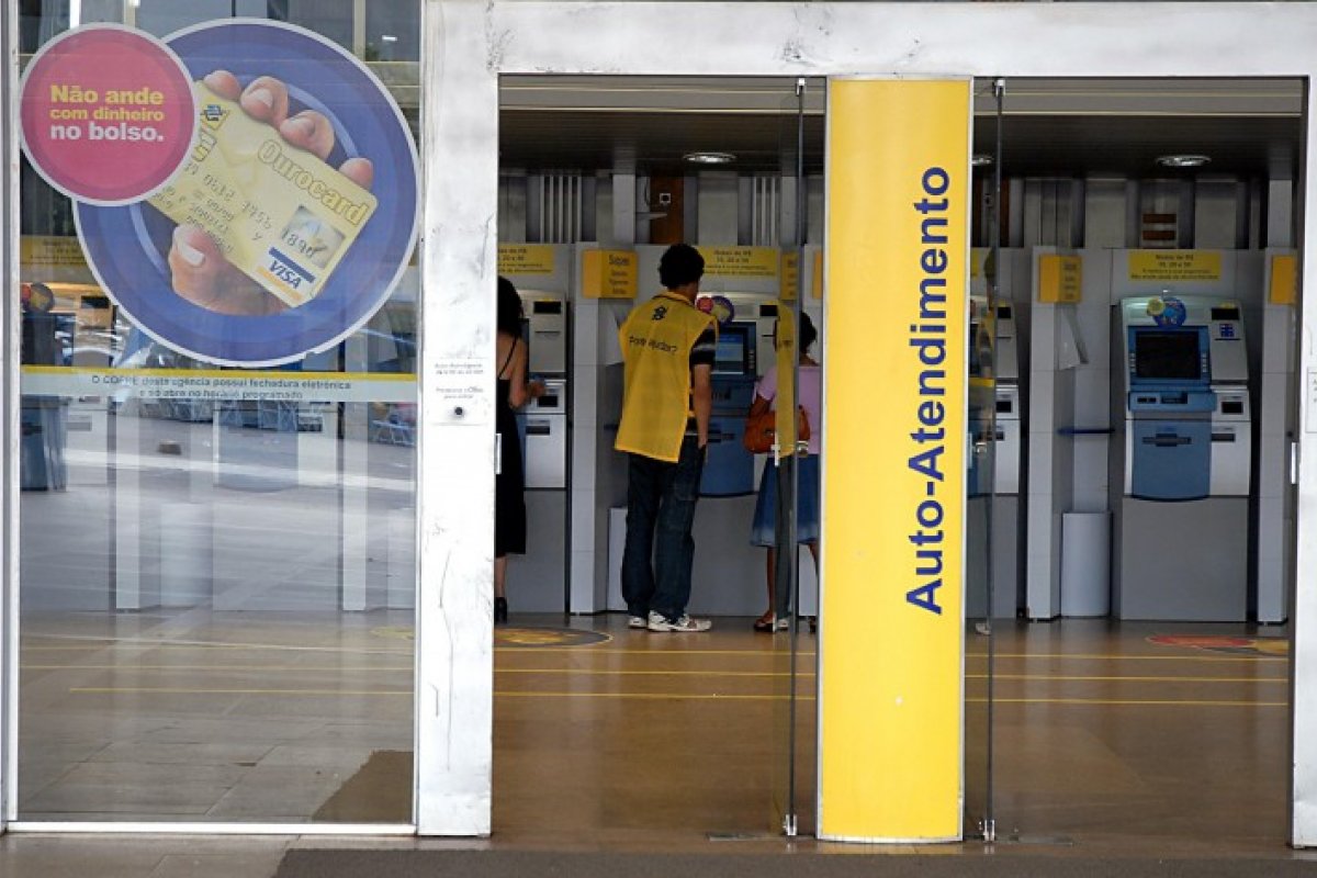 Ano Novo: atendimentos em bancos estão suspensos nesta quinta (31)