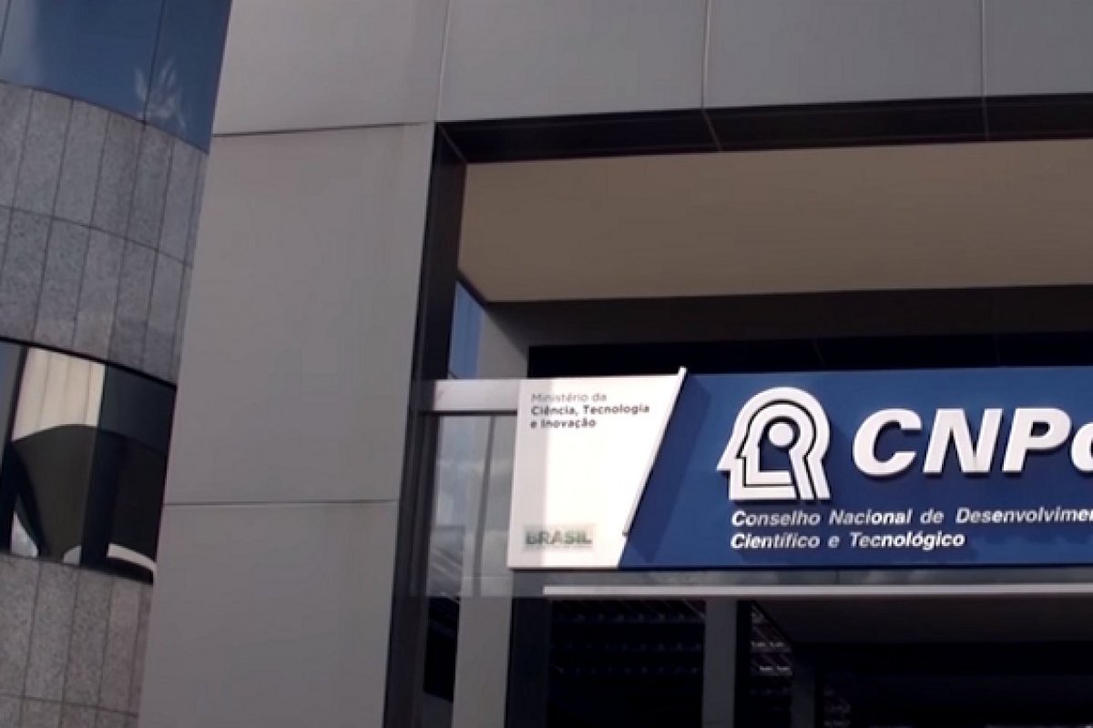 CNPq já gastou 88% da verba para bolsas de pesquisa em 2019
