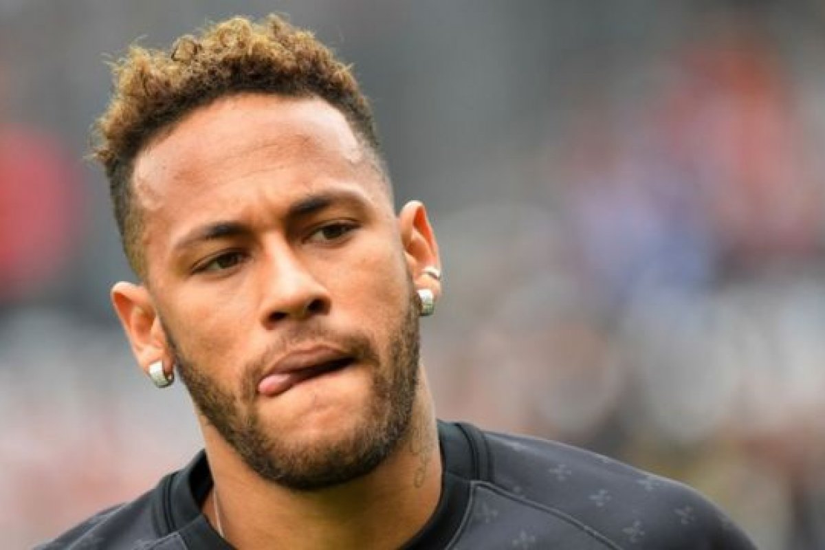 Neymar responde MP e diz que não organizou festa de réveillon em Mangaratiba