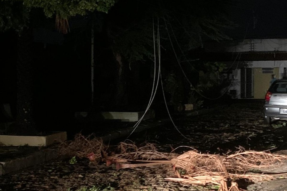 Bairros de Teresina chegam a mais de 36 horas sem energia