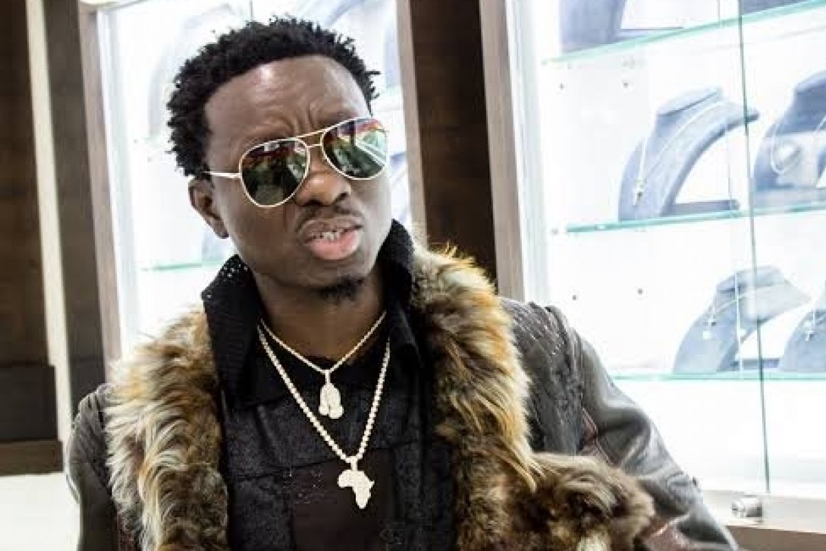 Vixe! Humorista revela que ficou com “pênis flácido” após pegar Covid-19