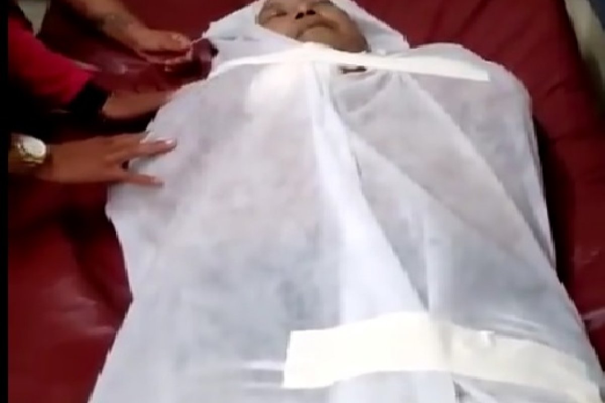 Vídeo: Homem afirma que pai morreu após receber diagnostico errado para Covid-19 no Amapá