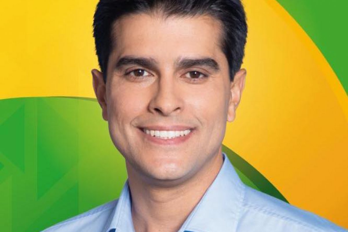 ‘Não existe essa palhaçada’, diz Alexandre Aleluia sobre mandato coletivo