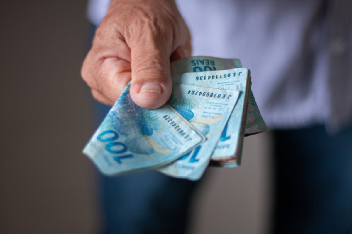 Saque de última parcela do auxílio emergencial é liberado nesta quarta (6)