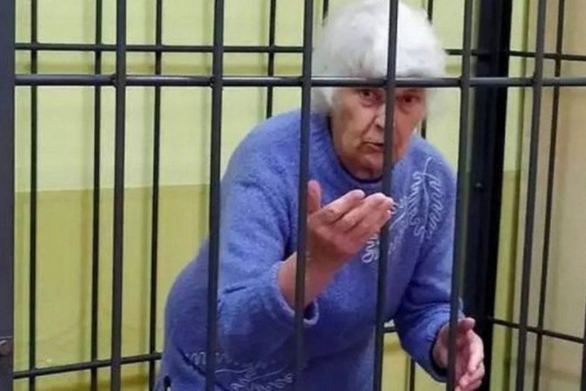 Assassina em série que fazia doces com restos de vítimas morre de covid-19