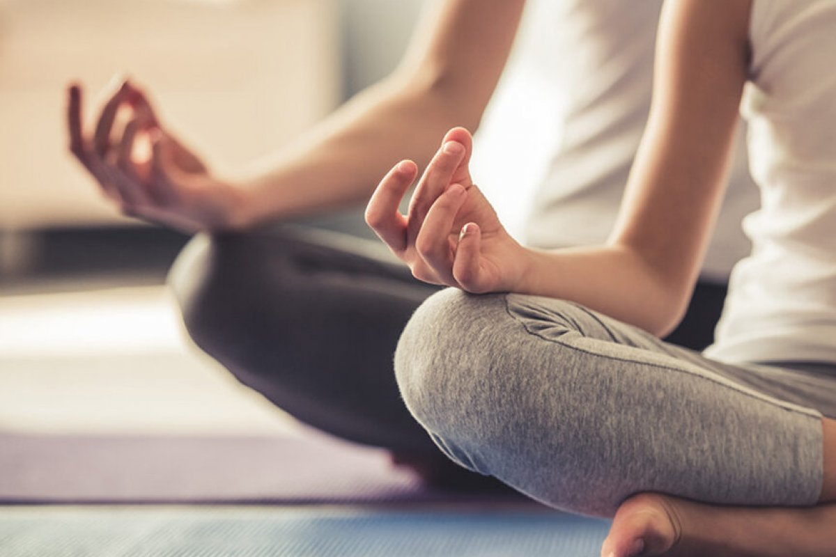 Bairro da Paz oferta aula de Yoga para jovens