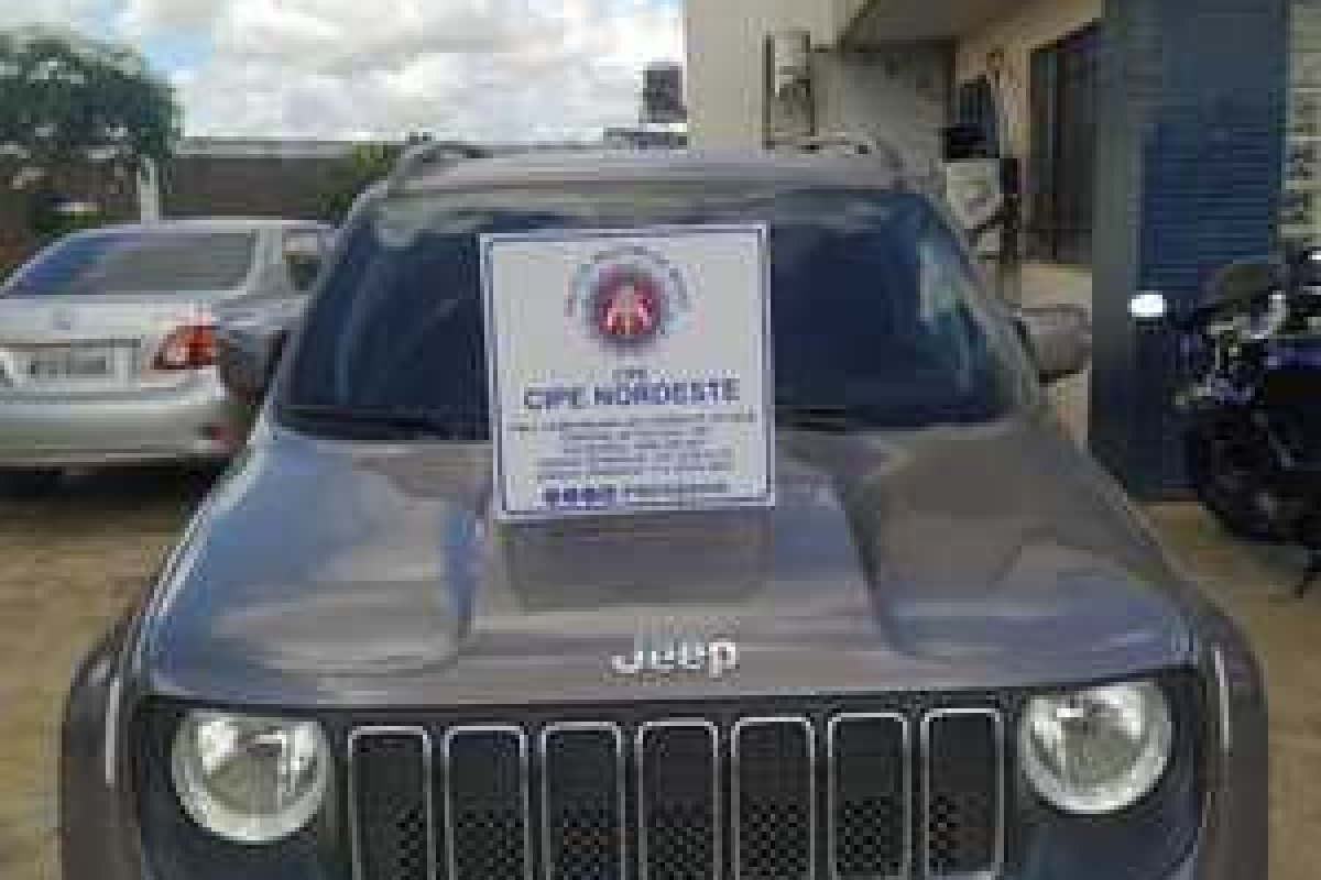 Polícia prende suspeitos de alugar veículos roubados