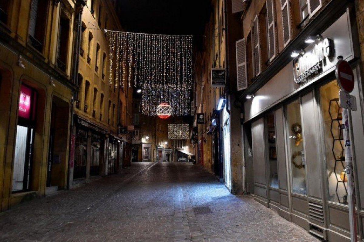 França comunica registro de "dois focos" da variante britânica do coronavírus