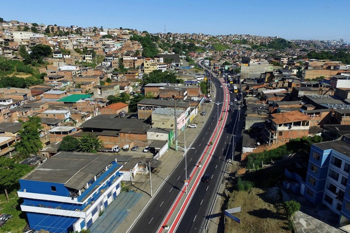 Vídeo: População volta a ser vitima de novo "arrastão" na Av. Suburbana em Salvador