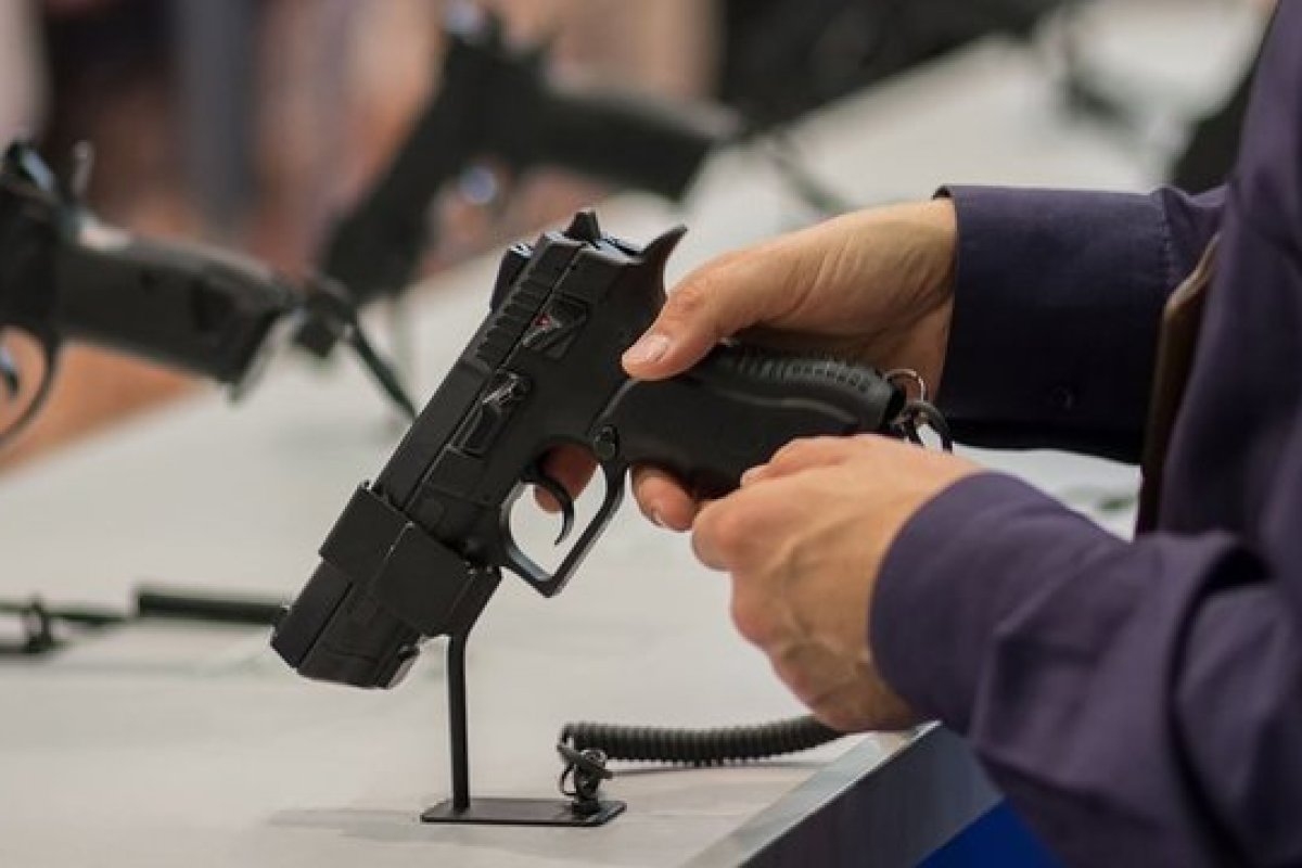 Brasil fecha 2020 com recorde de 180 mil novas armas de fogo registradas na PF