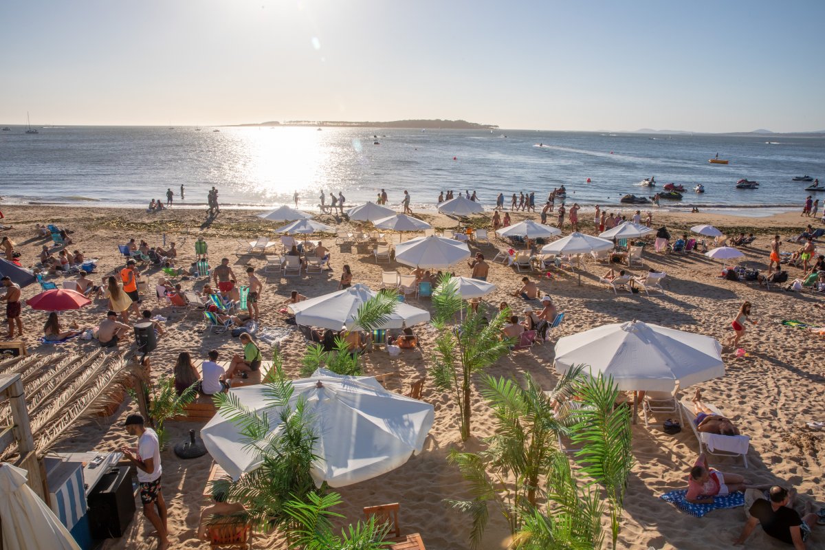 Ovo Beach, em Punta del Este reabre e inicia temporada de verão 2021