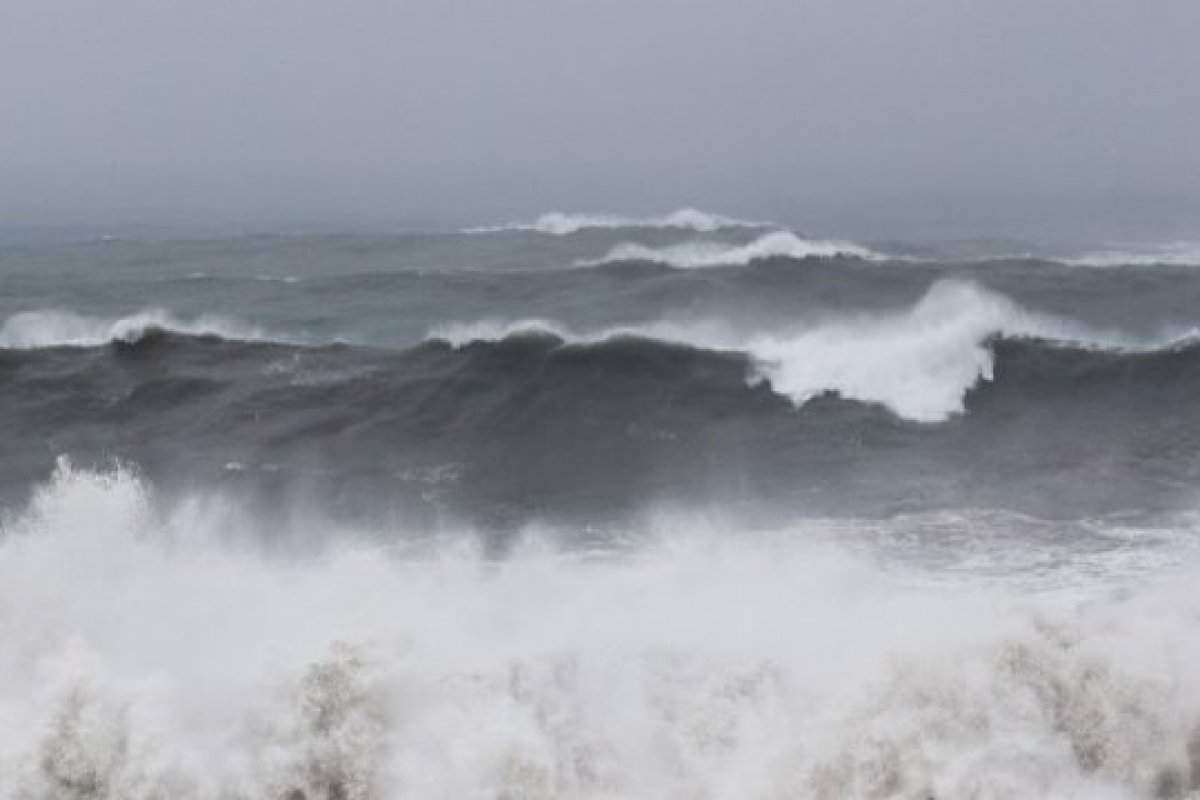 Marinha emite alerta de mau tempo na Bahia 