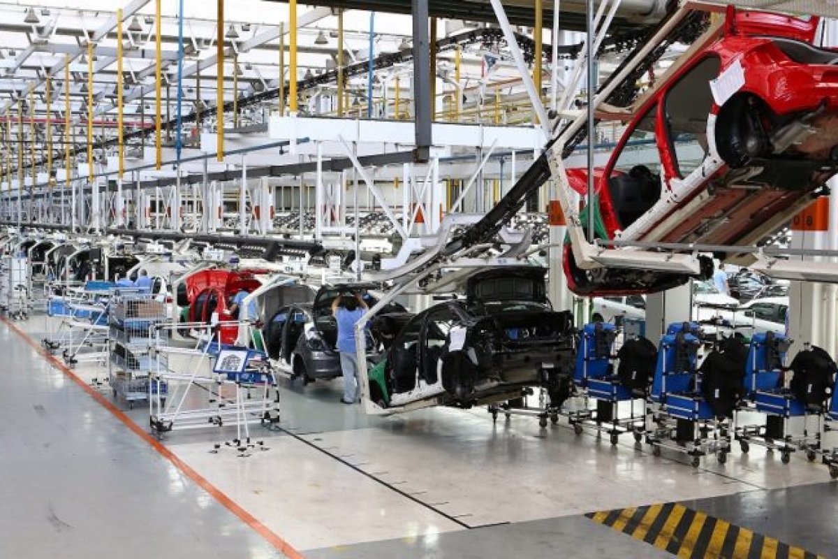 Setor automotivo do Brasil fabricou apenas 40% do que pode produzir em 2020