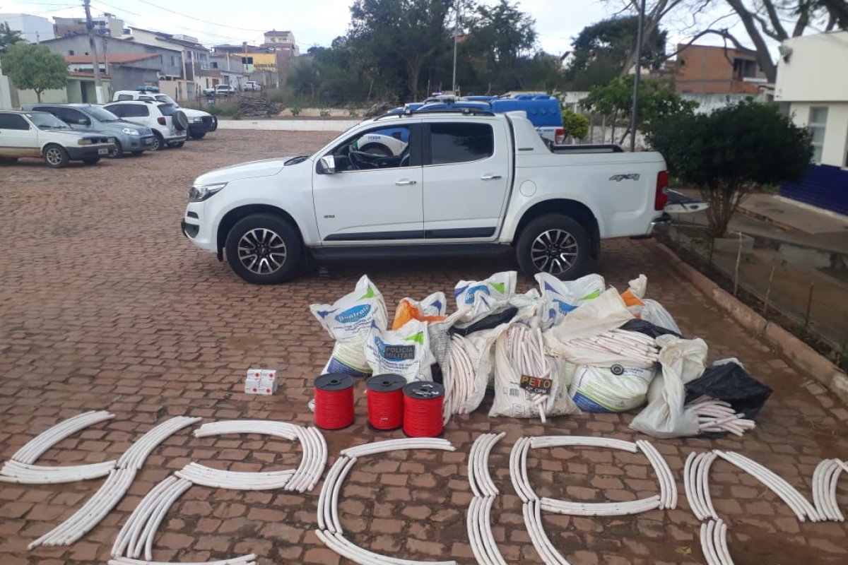 Homem é preso com meia tonelada de explosivos no centro norte da Bahia